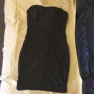 Strapless formal dress